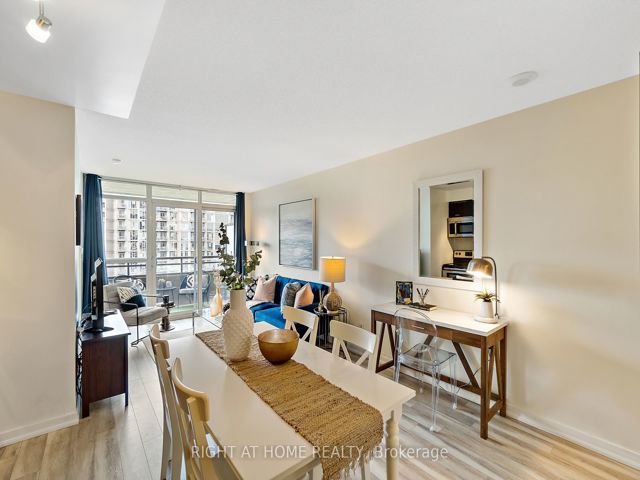 1322 - 38 Joe Shuster Way
