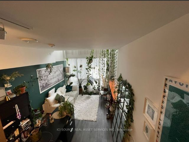730 - 77 Shuter St