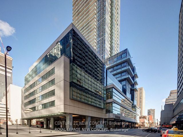4610 - 386 Yonge St