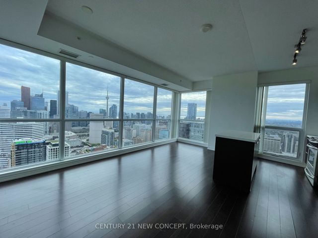4610 - 386 Yonge St
