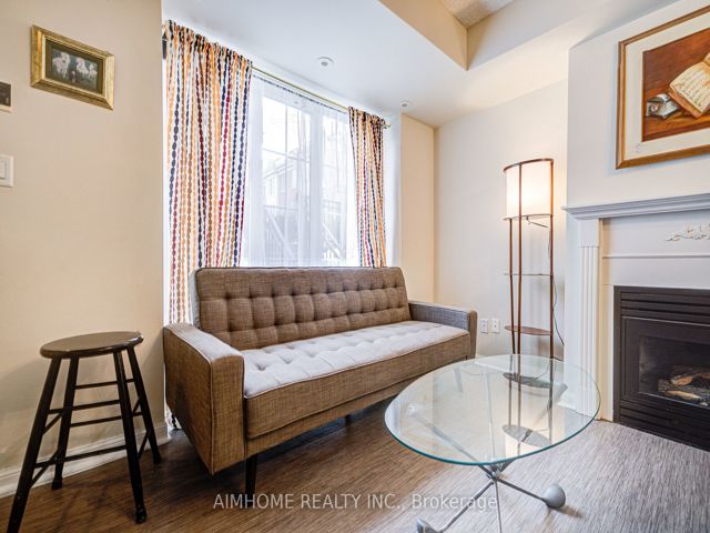 274 - 3 Everson Dr