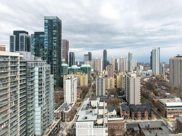 2403 - 33 Isabella St