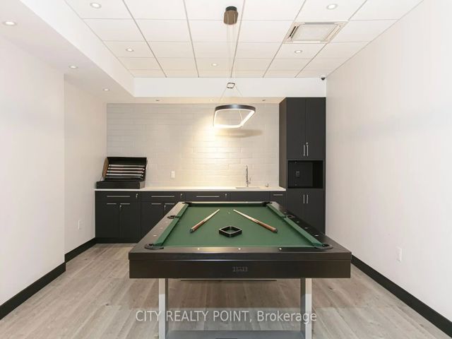 2403 - 33 Isabella St