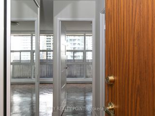 2403 - 33 Isabella St