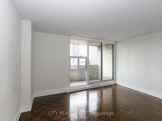 2403 - 33 Isabella St