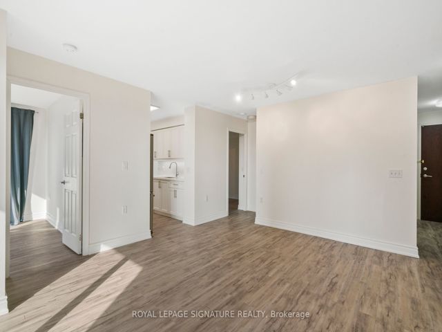 906 - 28 Olive Ave