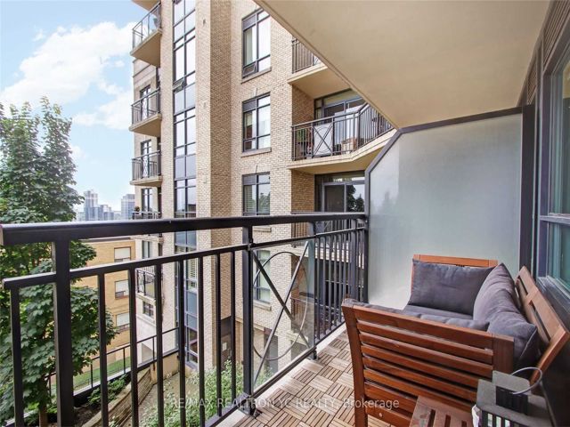 415 - 676 Sheppard Ave E