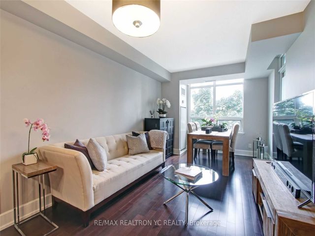 415 - 676 Sheppard Ave E