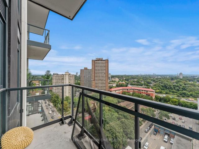 1411 - 130 River St