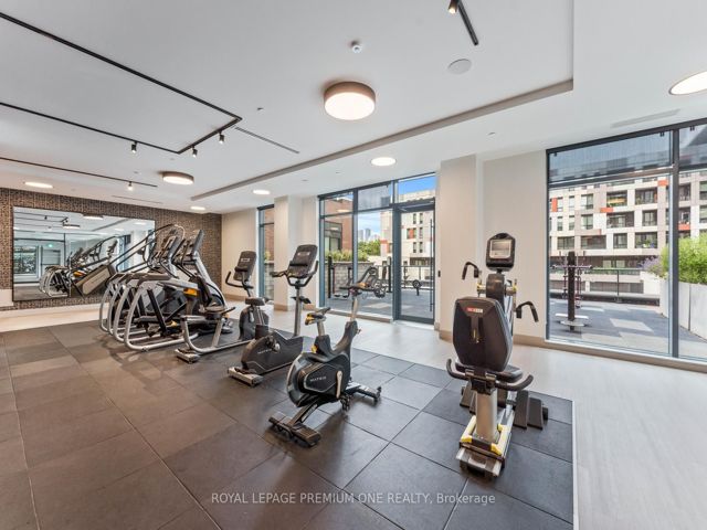 1411 - 130 River St
