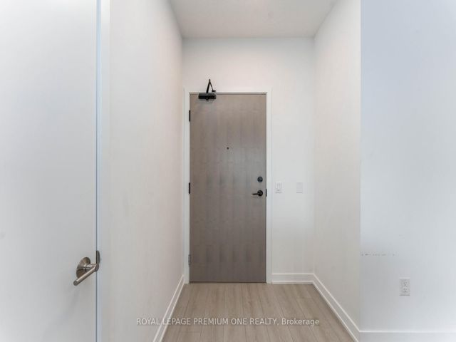 1411 - 130 River St