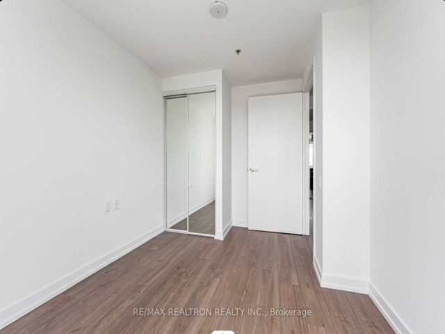 1101 - 203 College St