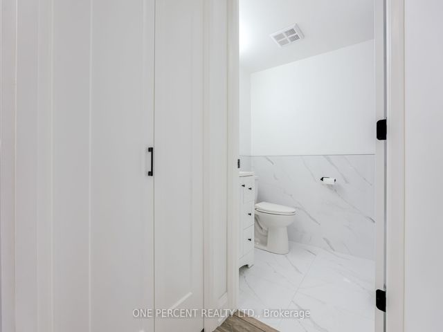 1509 - 7 Lorraine Dr