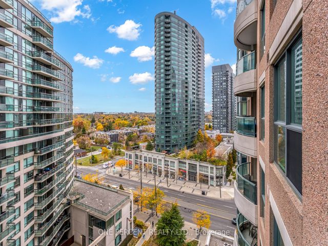 1509 - 7 Lorraine Dr