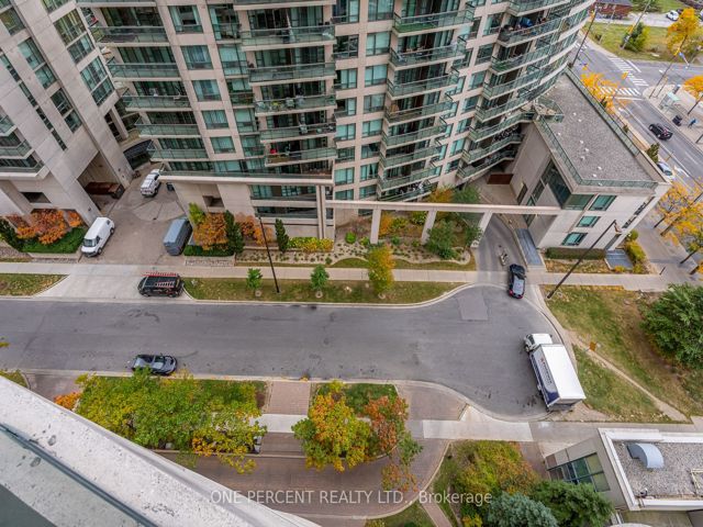 1509 - 7 Lorraine Dr