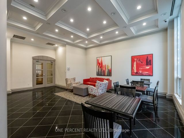 1509 - 7 Lorraine Dr