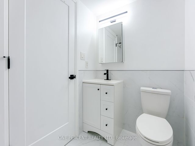 1509 - 7 Lorraine Dr
