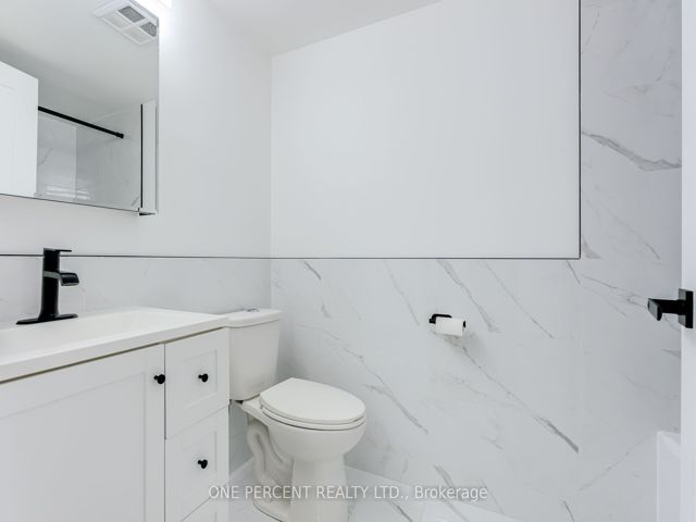 1509 - 7 Lorraine Dr