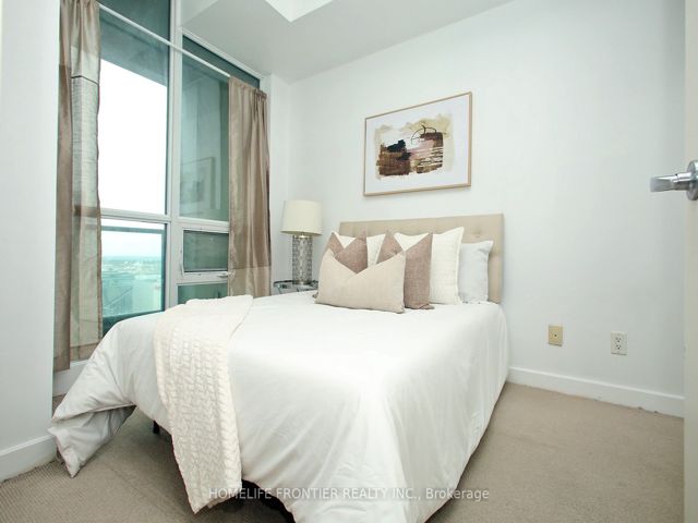 2403 - 12 Yonge St