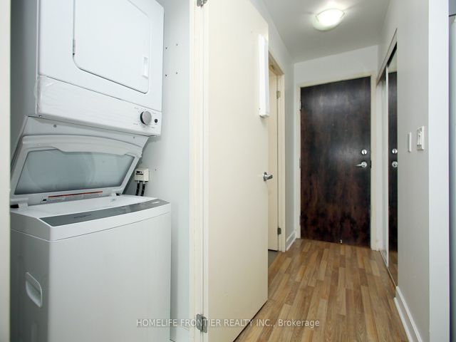 2403 - 12 Yonge St