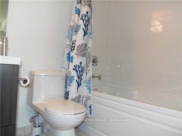 317 - 199 Richmond St W