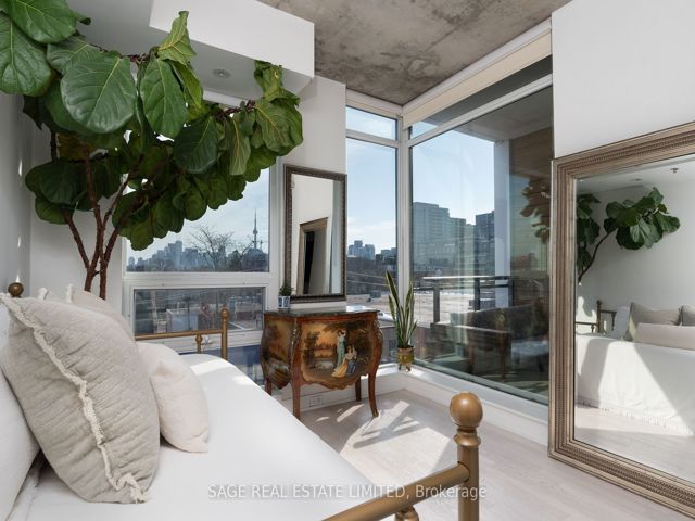 407 - 20 Gladstone Ave