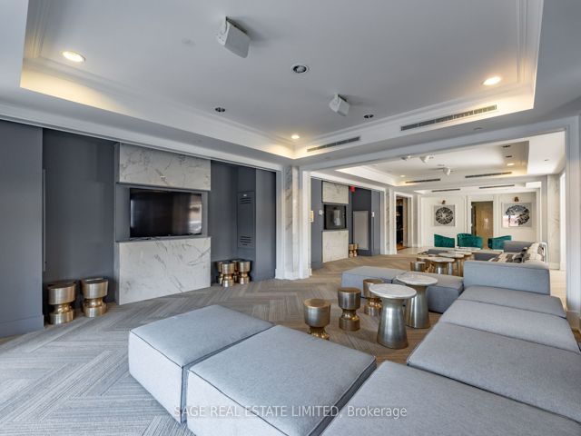 407 - 20 Gladstone Ave