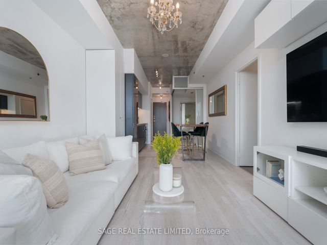407 - 20 Gladstone Ave