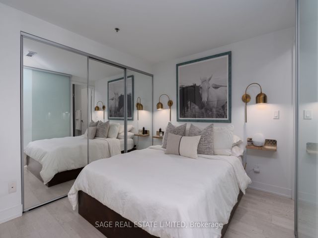 407 - 20 Gladstone Ave