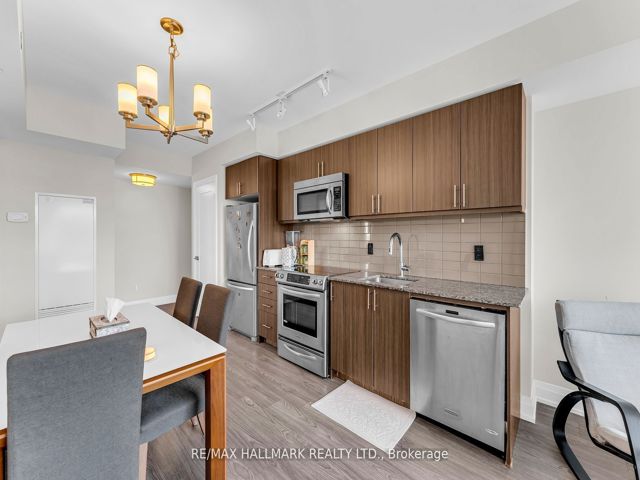 603 - 18 Graydon Hall Dr