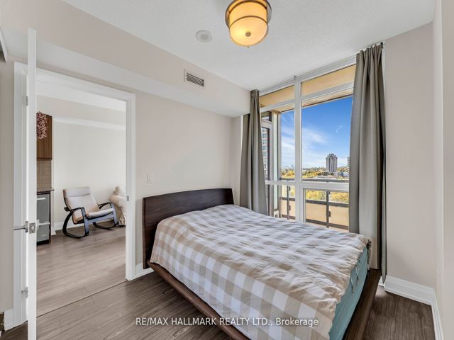 603 - 18 Graydon Hall Dr