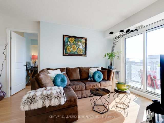 509 - 872 Sheppard Ave W