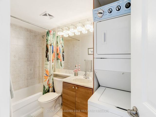 509 - 872 Sheppard Ave W