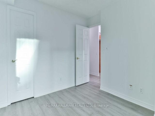 1701 - 51 Lower Simcoe St