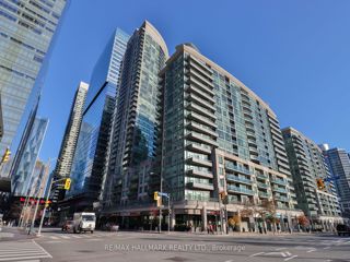 1701 - 51 Lower Simcoe St