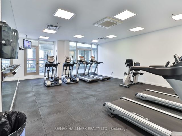 1701 - 51 Lower Simcoe St
