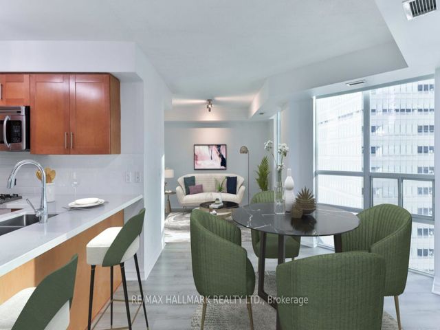 1701 - 51 Lower Simcoe St