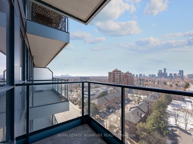1016 - 2885 Bayview Ave