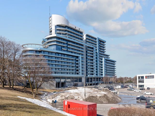 1016 - 2885 Bayview Ave