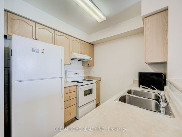 2608 - 22 Olive Ave
