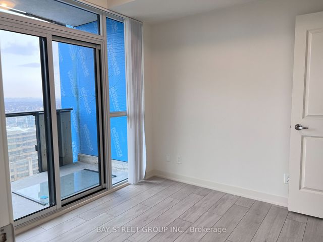 3017 - 4955 yonge St