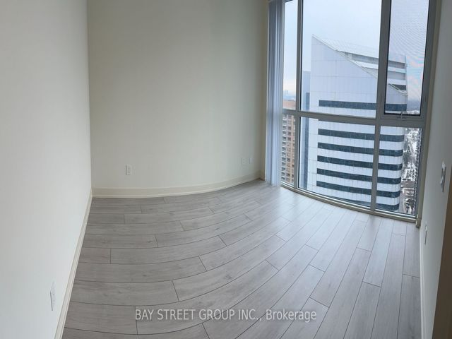 3017 - 4955 yonge St