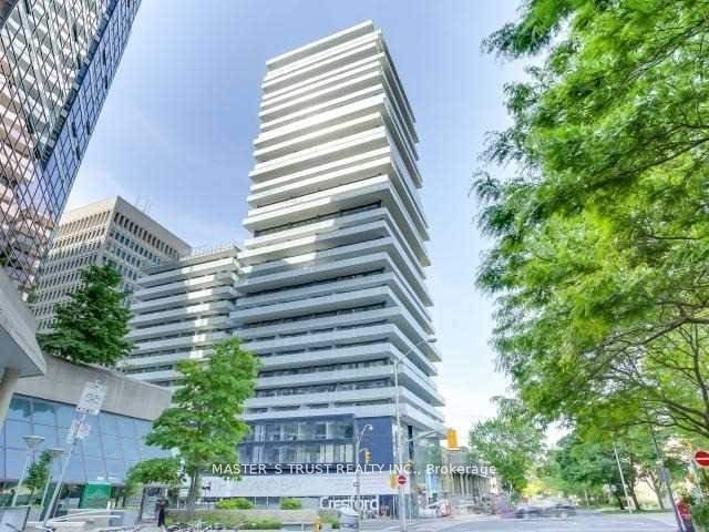 1106 - 57 St Joseph St