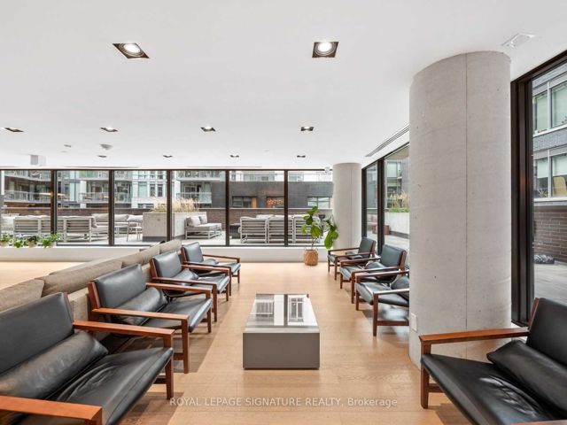 1413 - 111 Bathurst St