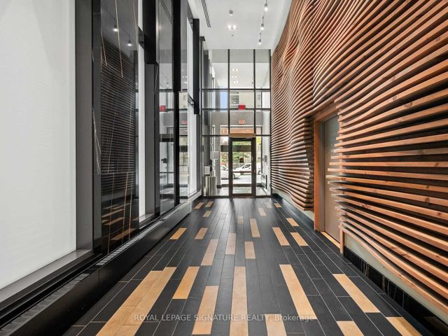 1413 - 111 Bathurst St