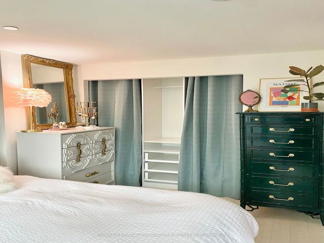 1413 - 111 Bathurst St