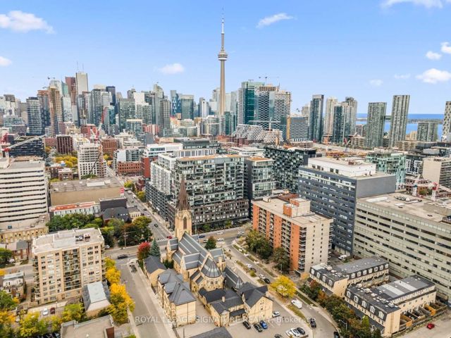 1413 - 111 Bathurst St
