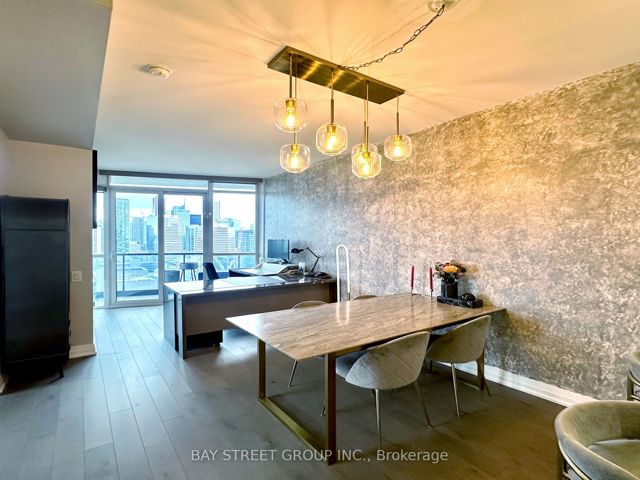 3101 - 25 Carlton St
