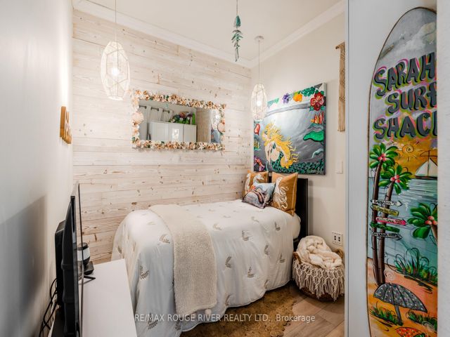 921 - 15 Queens Quay E