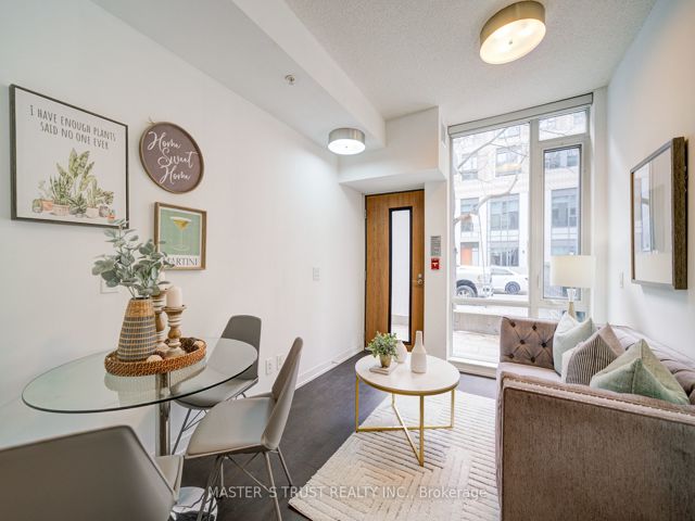 N101 - 455 Front St E